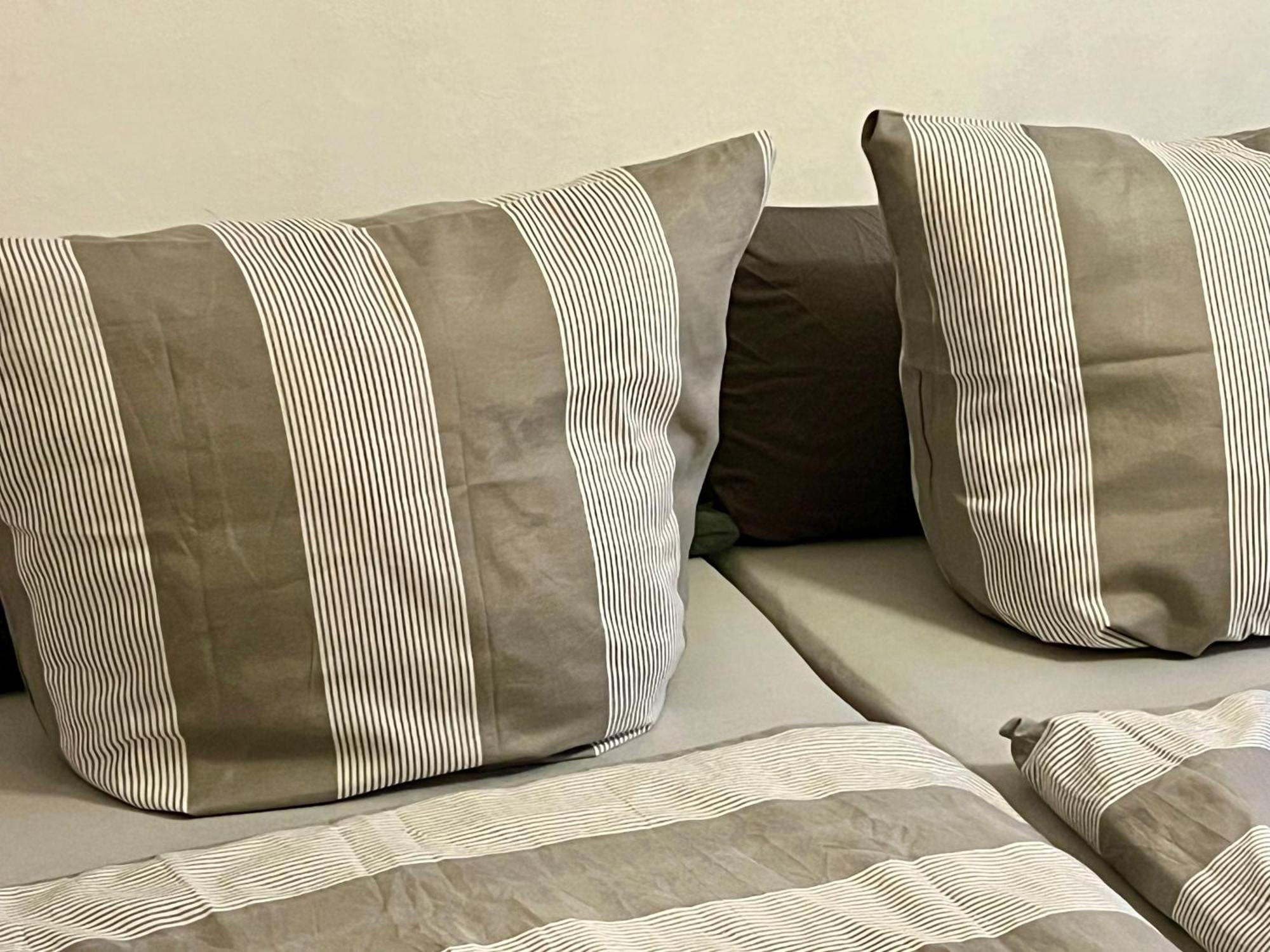 Lichtdurchflutete Grosse Wohnung Швельм Экстерьер фото